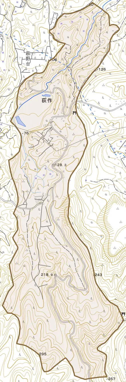 荻作とその周辺の地図。町の範囲を重ねている