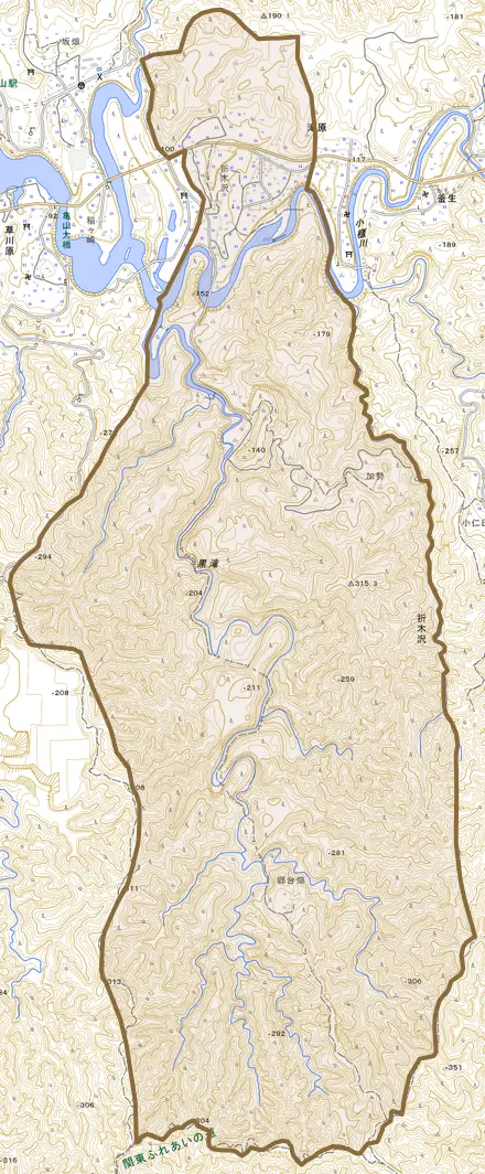 折木沢とその周辺の地図。町の範囲を重ねている