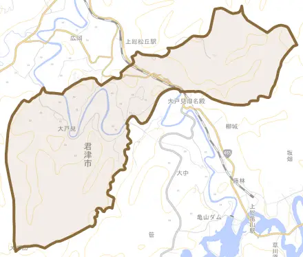大戸見とその周辺の地図。町の範囲を重ねている
