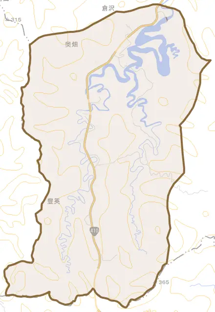 豊英とその周辺の地図。町の範囲を重ねている