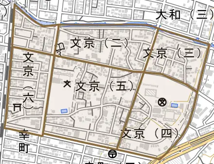 文京とその周辺の地図。町の範囲を重ねている