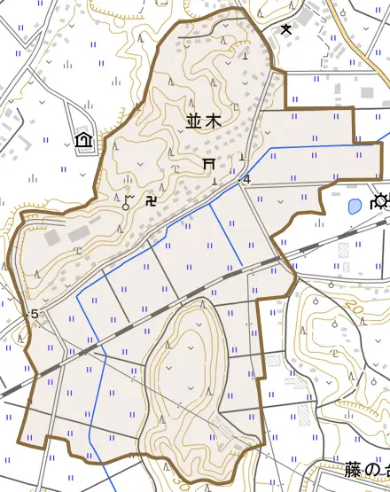 並木とその周辺の地図。町の範囲を重ねている