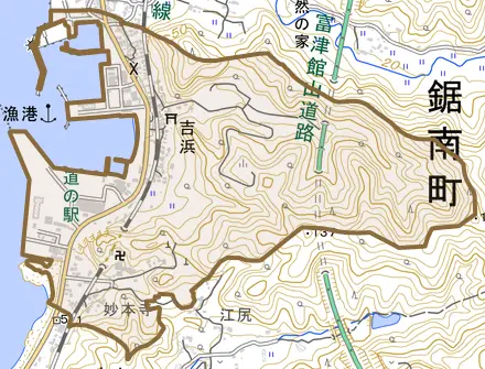 吉浜とその周辺の地図。町の範囲を重ねている