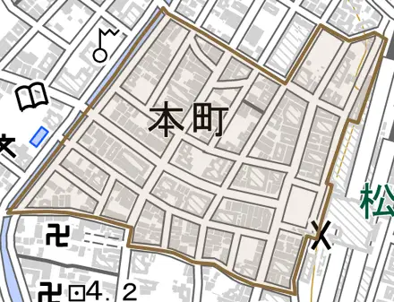 本町とその周辺の地図。町の範囲を重ねている