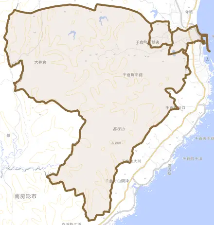 千倉町南朝夷とその周辺の地図。町の範囲を重ねている