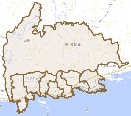 白浜町白浜とその周辺の地図。町の範囲を重ねている