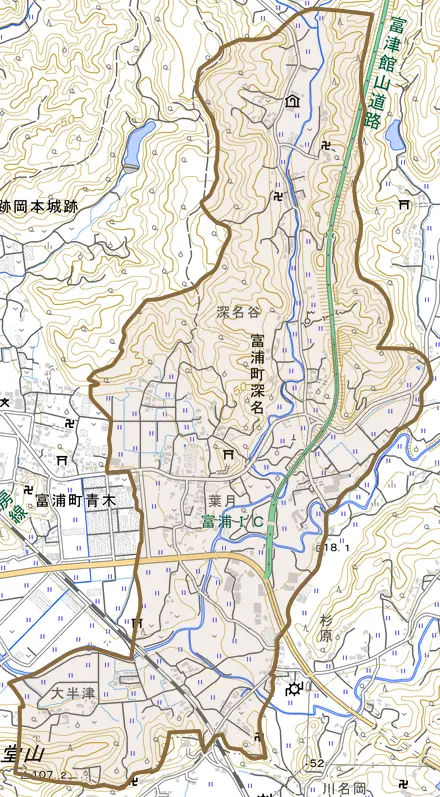 富浦町深名とその周辺の地図。町の範囲を重ねている