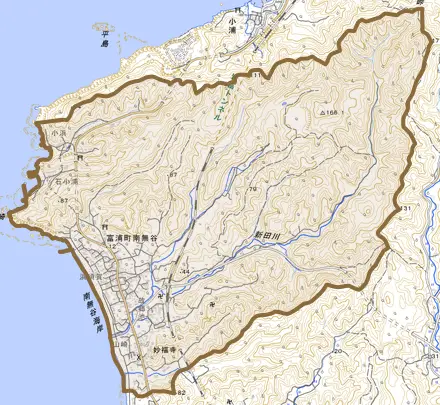 富浦町南無谷とその周辺の地図。町の範囲を重ねている