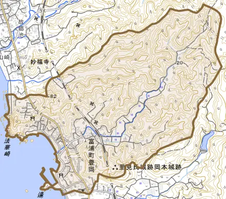 富浦町豊岡とその周辺の地図。町の範囲を重ねている