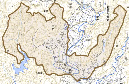 和田町黒岩とその周辺の地図。町の範囲を重ねている