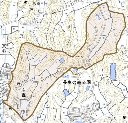 庄吉とその周辺の地図。町の範囲を重ねている