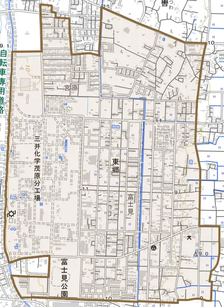 東郷とその周辺の地図。町の範囲を重ねている