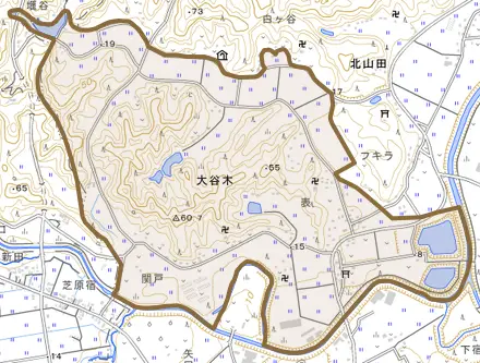 大谷木とその周辺の地図。町の範囲を重ねている