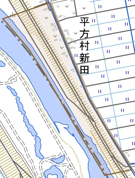 大字平方村新田とその周辺の地図。町の範囲を重ねている