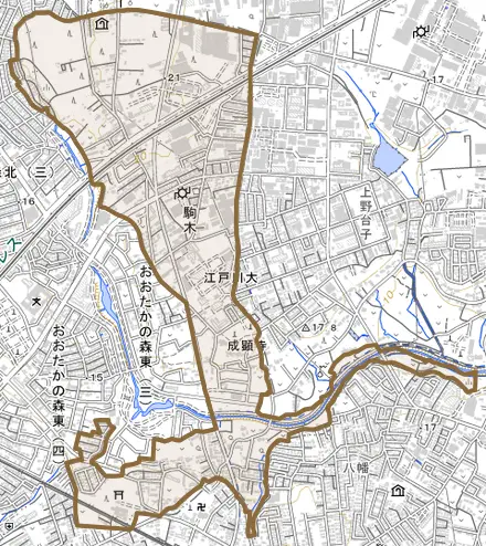 駒木とその周辺の地図。町の範囲を重ねている