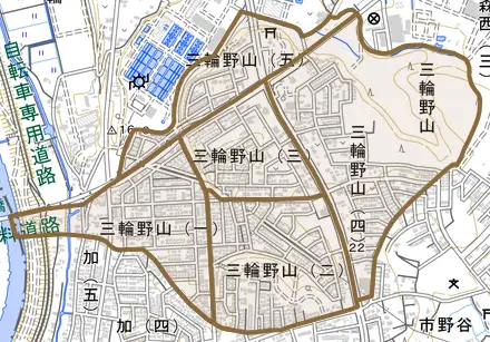 三輪野山とその周辺の地図。町の範囲を重ねている