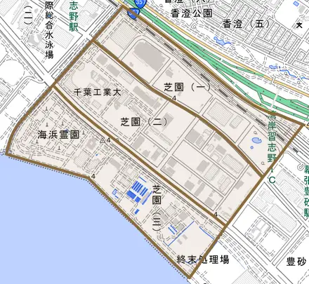 芝園とその周辺の地図。町の範囲を重ねている