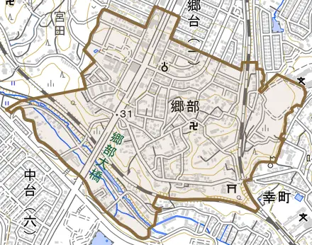郷部とその周辺の地図。町の範囲を重ねている