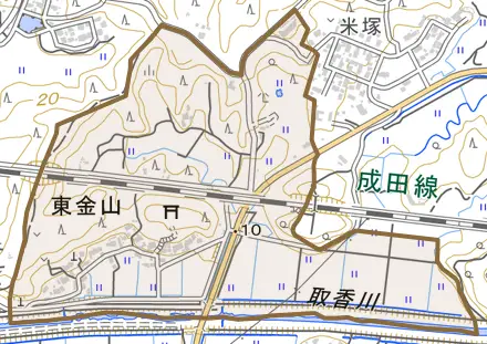 東金山とその周辺の地図。町の範囲を重ねている