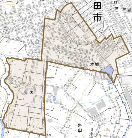 本城とその周辺の地図。町の範囲を重ねている