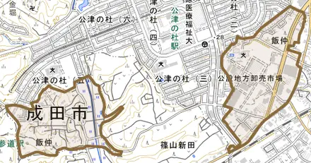 飯仲とその周辺の地図。町の範囲を重ねている