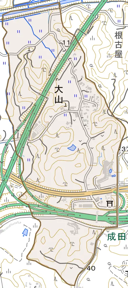 大山とその周辺の地図。町の範囲を重ねている