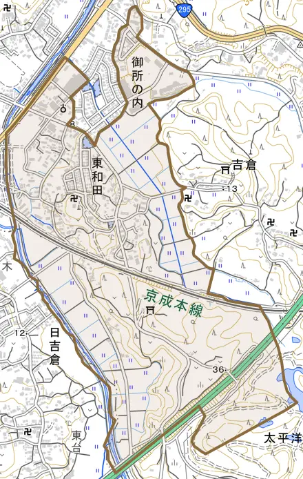 東和田とその周辺の地図。町の範囲を重ねている