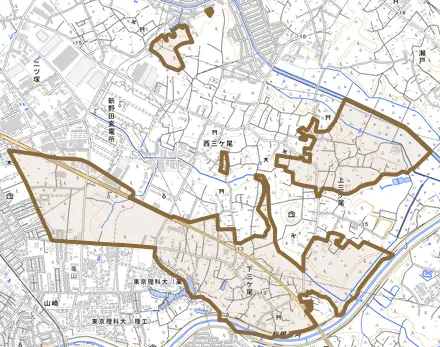 下三ケ尾とその周辺の地図。町の範囲を重ねている