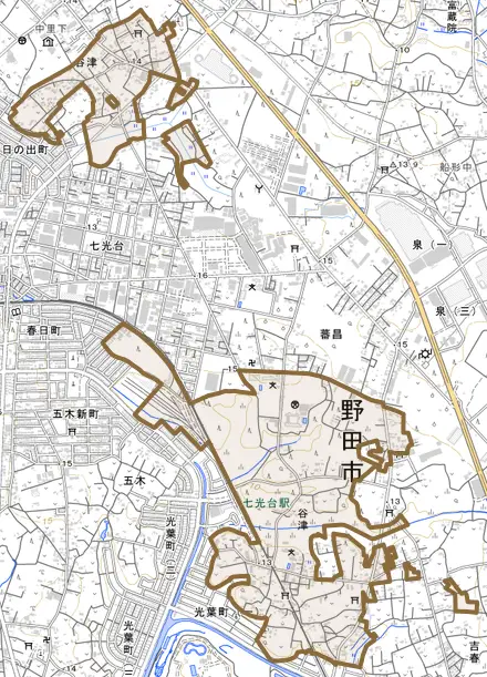 谷津とその周辺の地図。町の範囲を重ねている