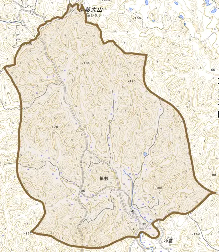 紙敷とその周辺の地図。町の範囲を重ねている