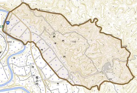 八声とその周辺の地図。町の範囲を重ねている