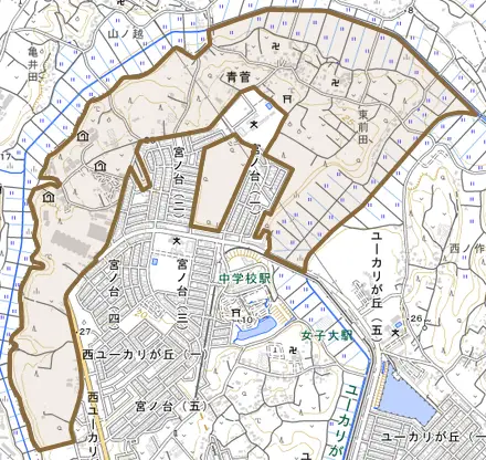 青菅とその周辺の地図。町の範囲を重ねている