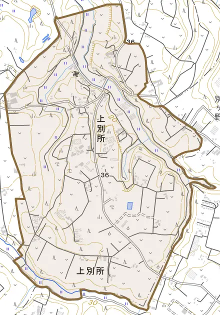 上別所とその周辺の地図。町の範囲を重ねている