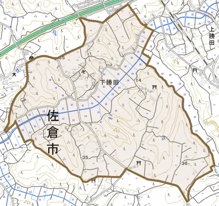 下勝田とその周辺の地図。町の範囲を重ねている