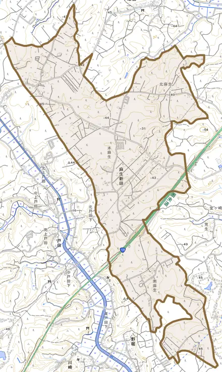 麻生新田とその周辺の地図。町の範囲を重ねている