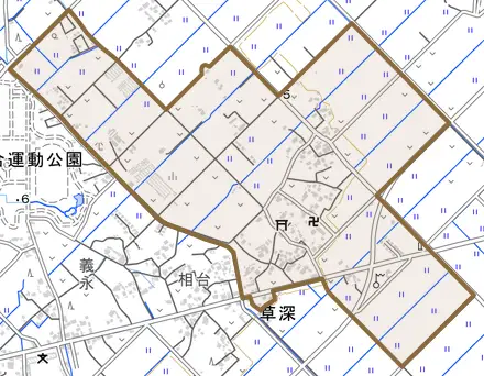 草深とその周辺の地図。町の範囲を重ねている