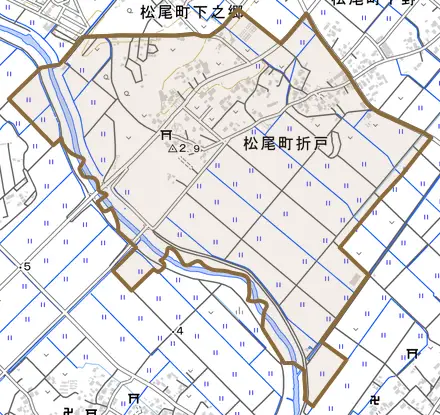 松尾町折戸とその周辺の地図。町の範囲を重ねている