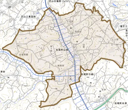 松尾町山室とその周辺の地図。町の範囲を重ねている