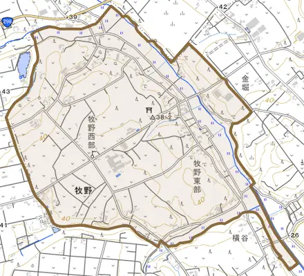牧野とその周辺の地図。町の範囲を重ねている