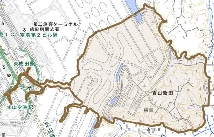 香山新田とその周辺の地図。町の範囲を重ねている