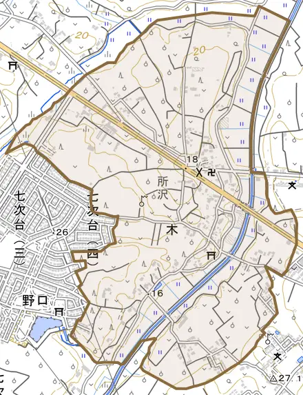 木とその周辺の地図。町の範囲を重ねている