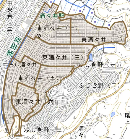 東酒々井とその周辺の地図。町の範囲を重ねている
