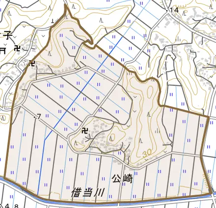 公崎とその周辺の地図。町の範囲を重ねている