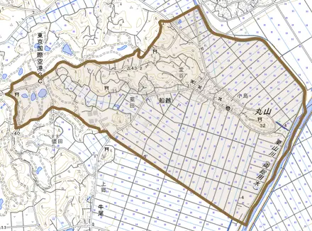 船越とその周辺の地図。町の範囲を重ねている