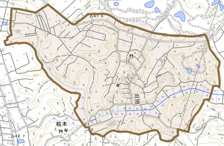 出沼とその周辺の地図。町の範囲を重ねている