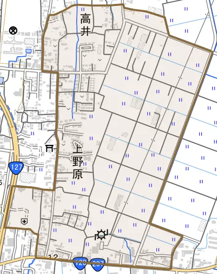 上野原とその周辺の地図。町の範囲を重ねている