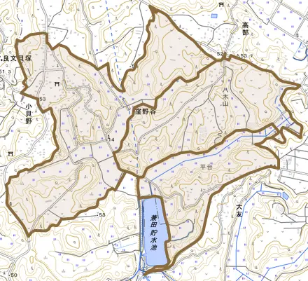 窪野谷とその周辺の地図。町の範囲を重ねている