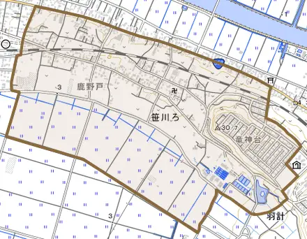 笹川ろとその周辺の地図。町の範囲を重ねている