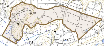 谷津とその周辺の地図。町の範囲を重ねている