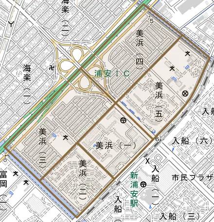 美浜とその周辺の地図。町の範囲を重ねている